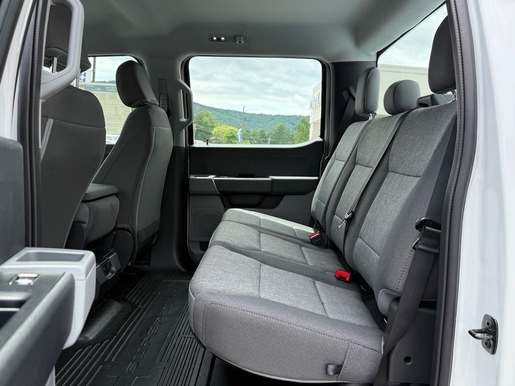 2025 Ford F-250 XL photo 10