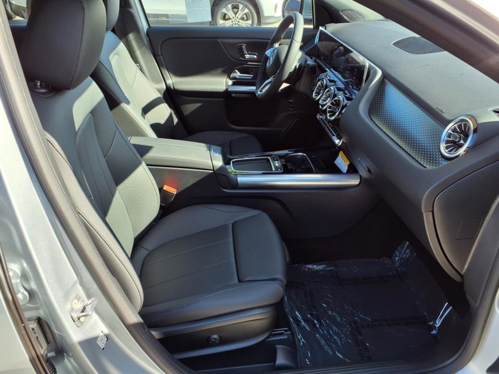 2026 Mercedes Benz GLA 250 photo 15