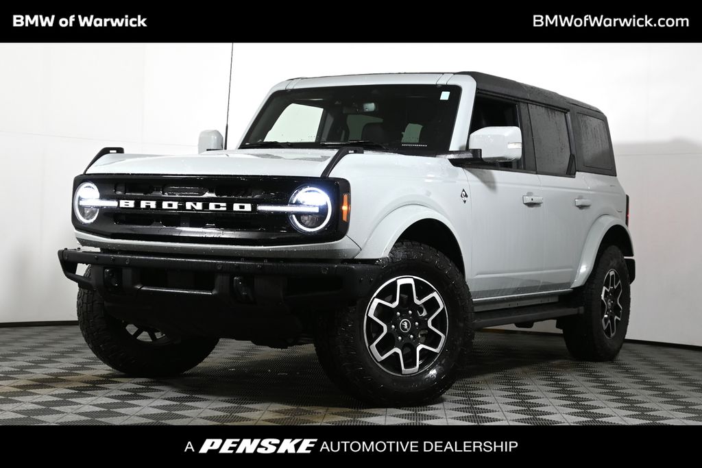 2024 Ford Bronco 4-Door Outer Banks's photo