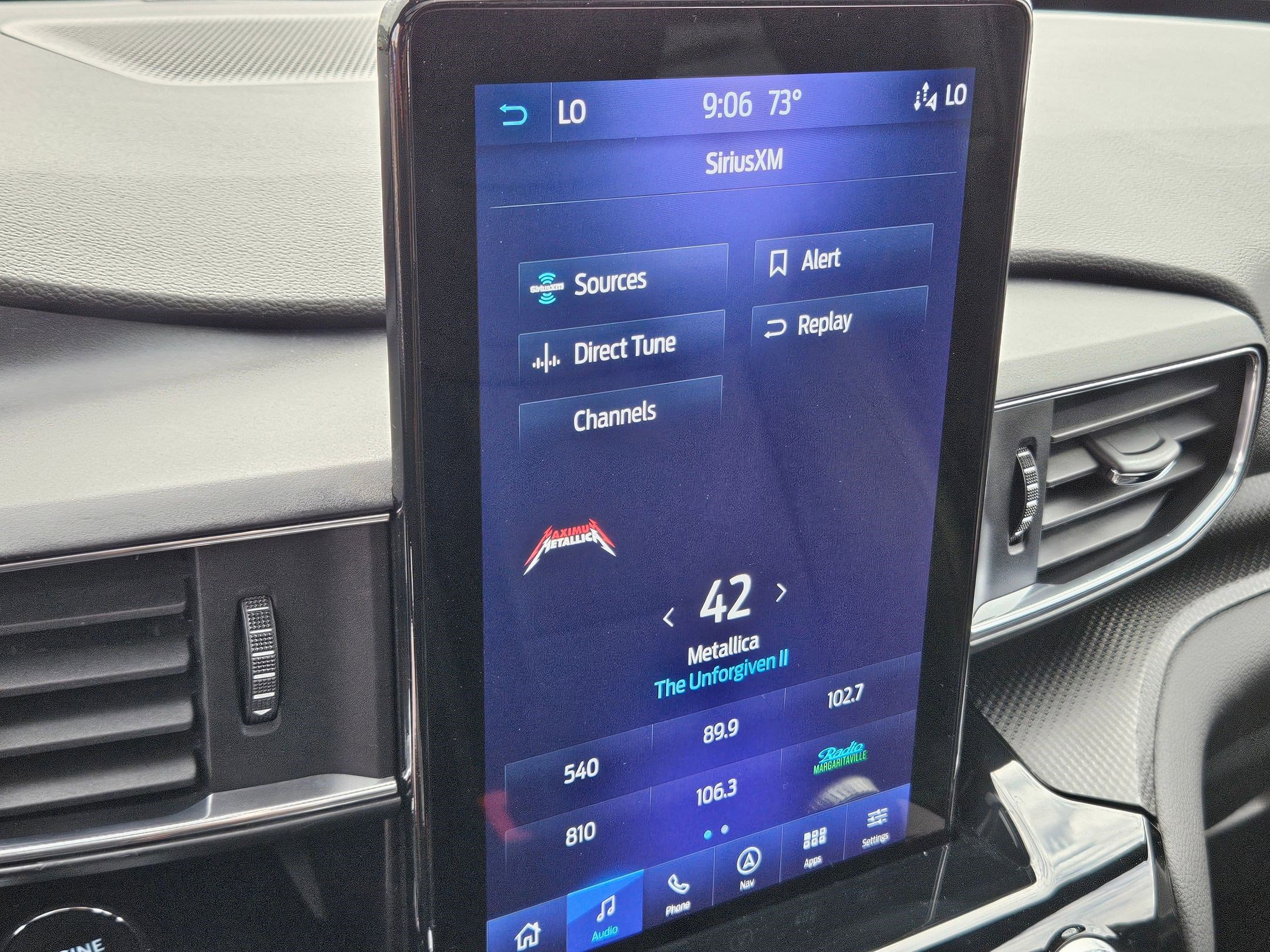 2023 Ford Explorer ST photo 20