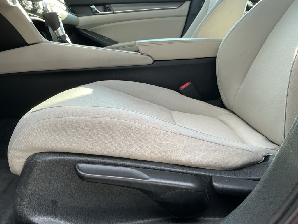 2021 Honda Accord LX photo 17