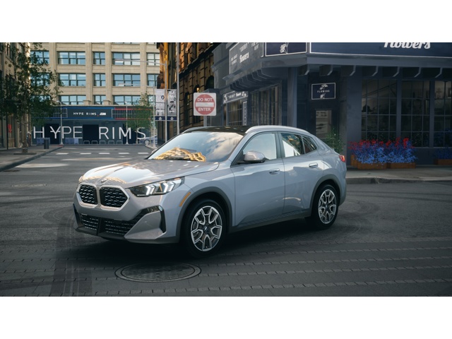 2026 BMW X2 28i's photo