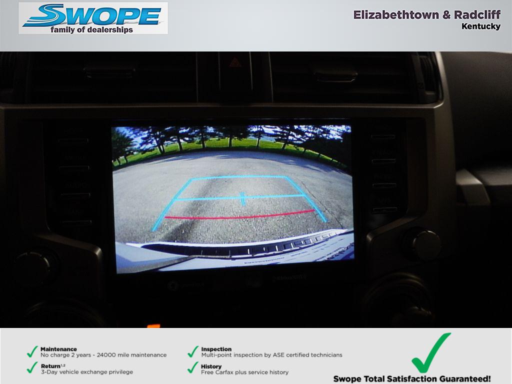 2023 Toyota 4Runner SR5 4WD photo 17