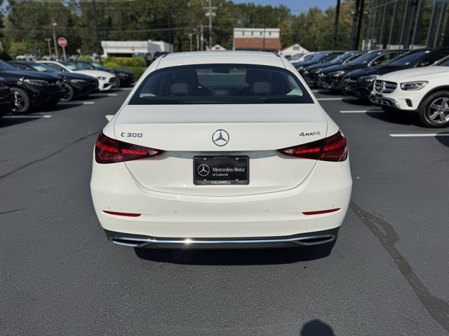 2025 Mercedes Benz C 300 4MATIC photo 4
