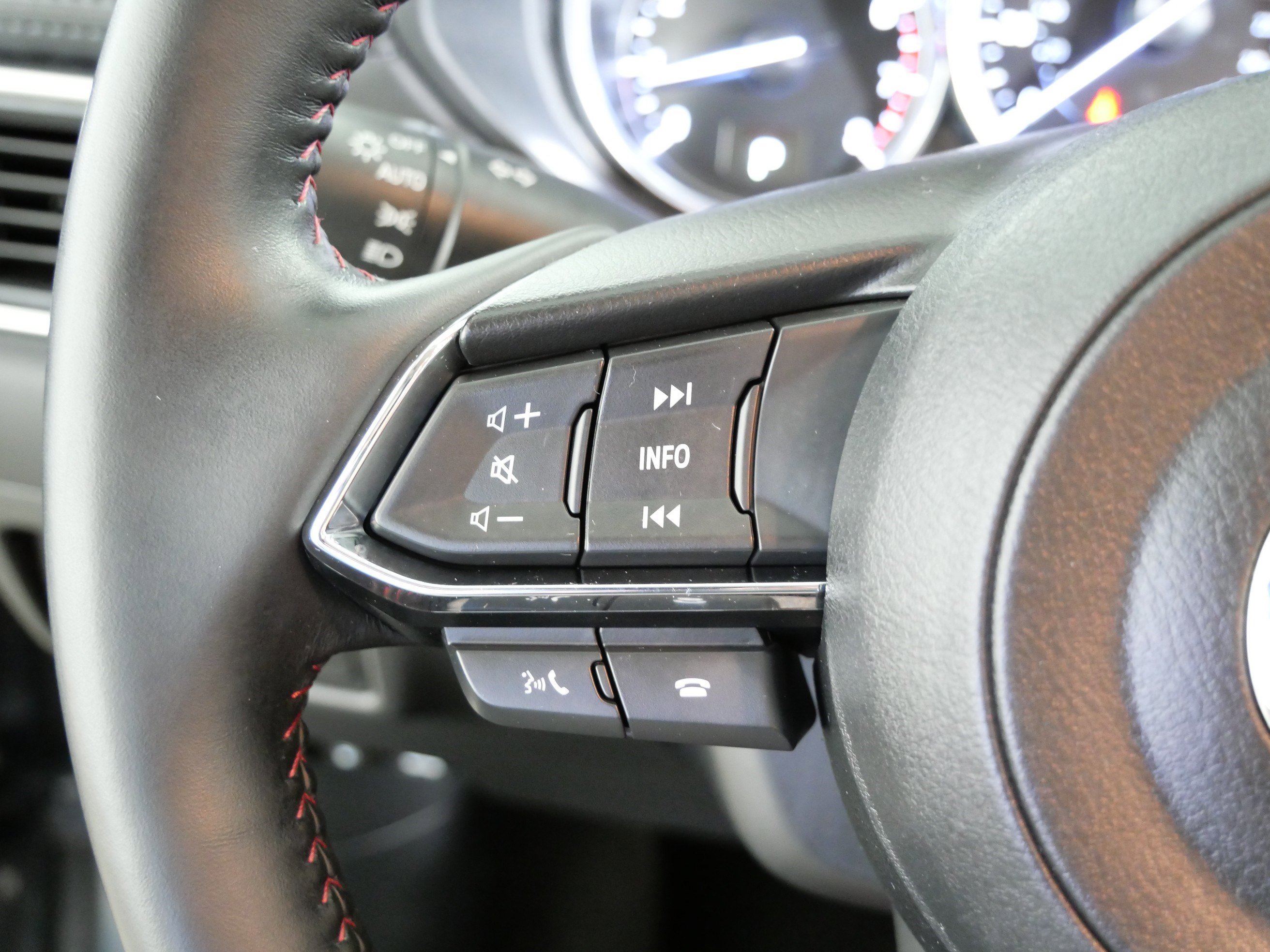 2023 Mazda CX-5 2.5 Carbon photo 26