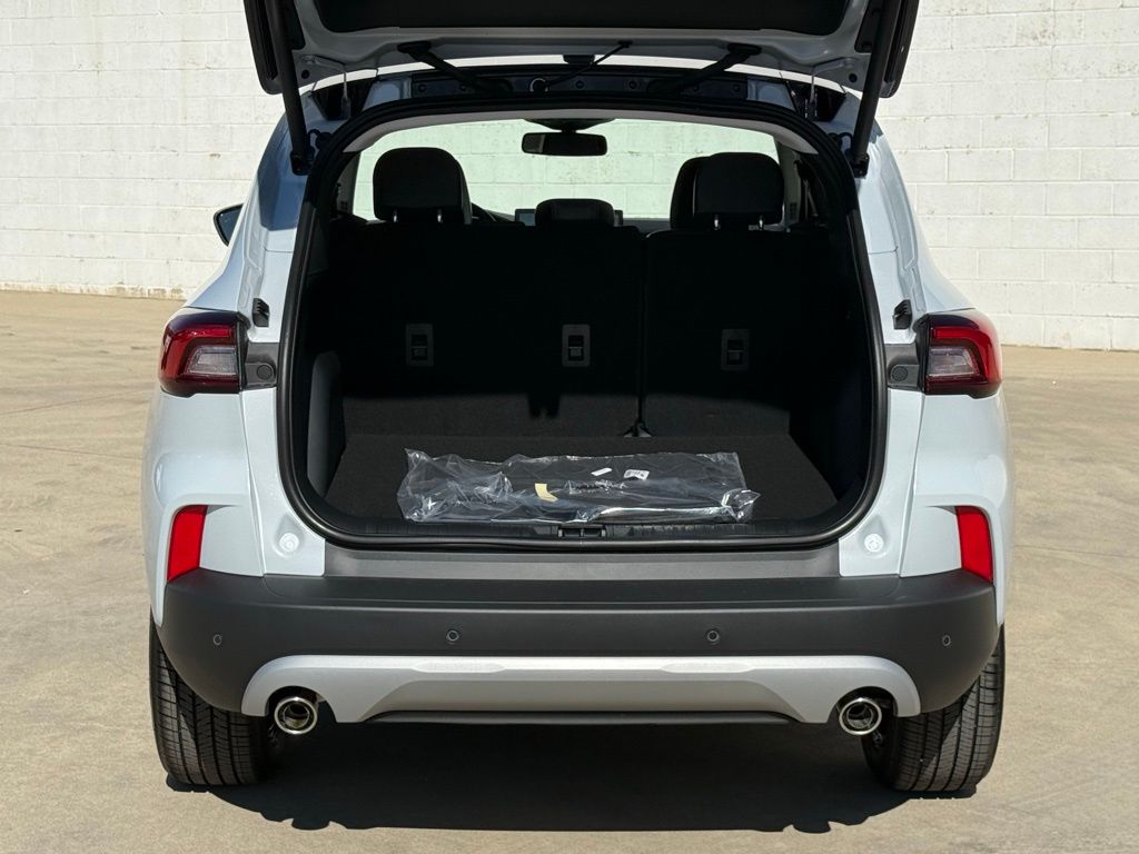 2025 Ford Escape Platinum photo 15