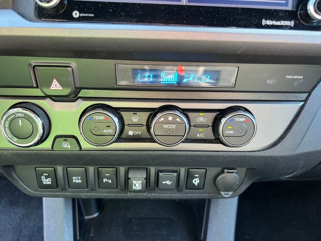2023 Toyota Tacoma TRD Off-Road photo 20