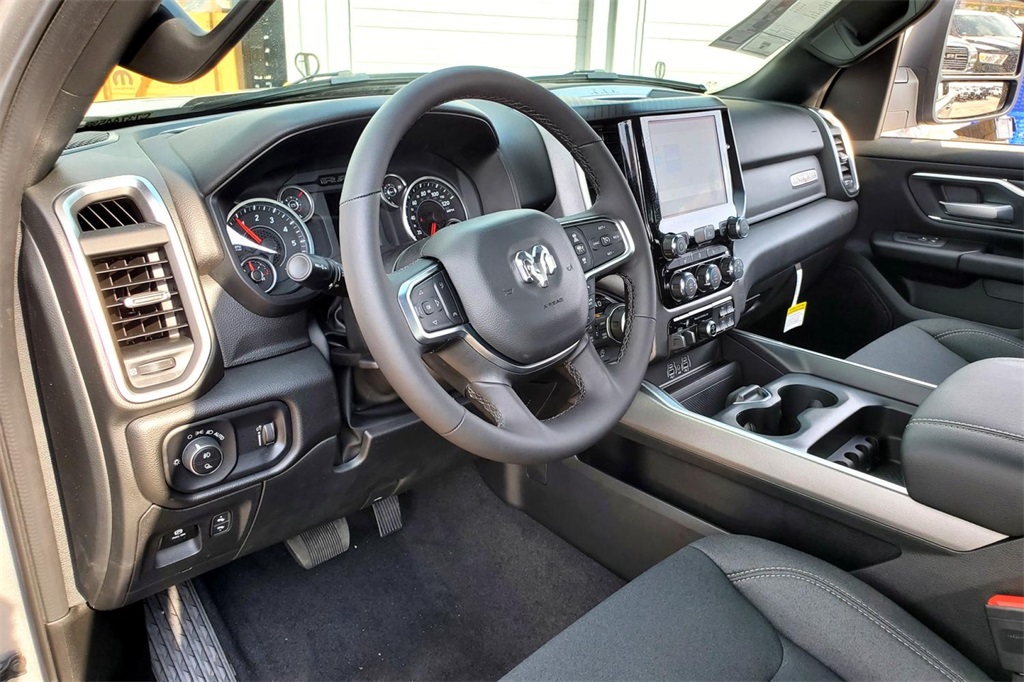2025 Ram 1500 Big Horn Lone Star photo 6