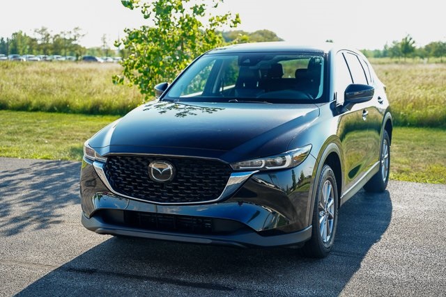 2022 Mazda CX-5 2.5 Select photo 2