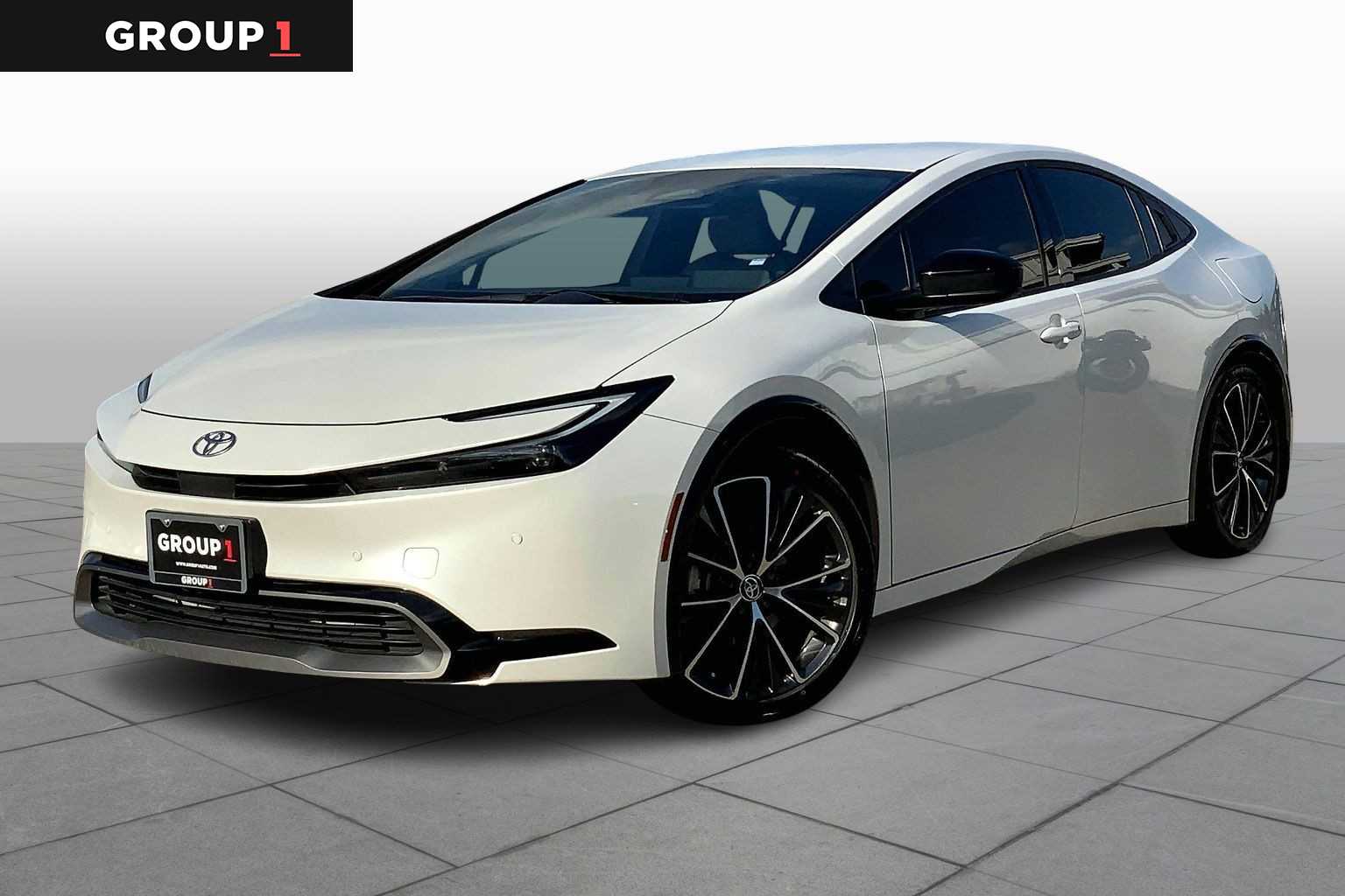 2025 Toyota Prius XLE's photo