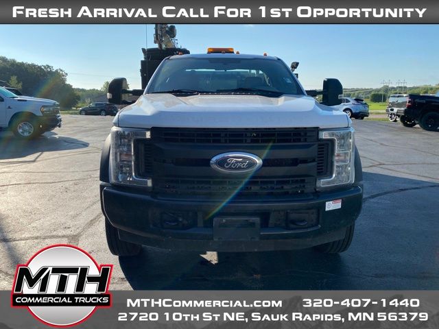 2018 Ford F-550 photo 3