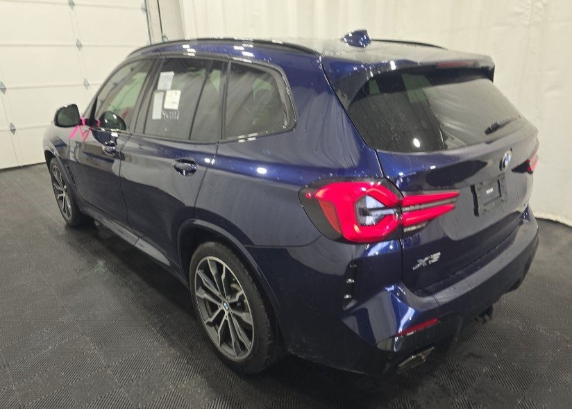 2023 BMW X3 - Image 3