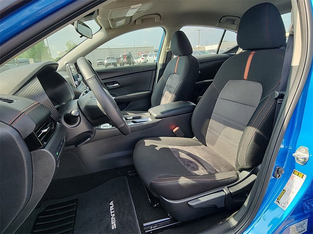 2024 Nissan Sentra SR photo 11