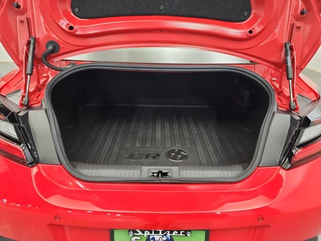 2022 Toyota GR86 Base photo 6