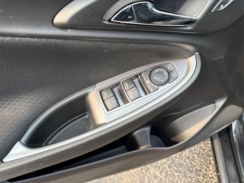 2024 Chevrolet Malibu 1LT photo 27