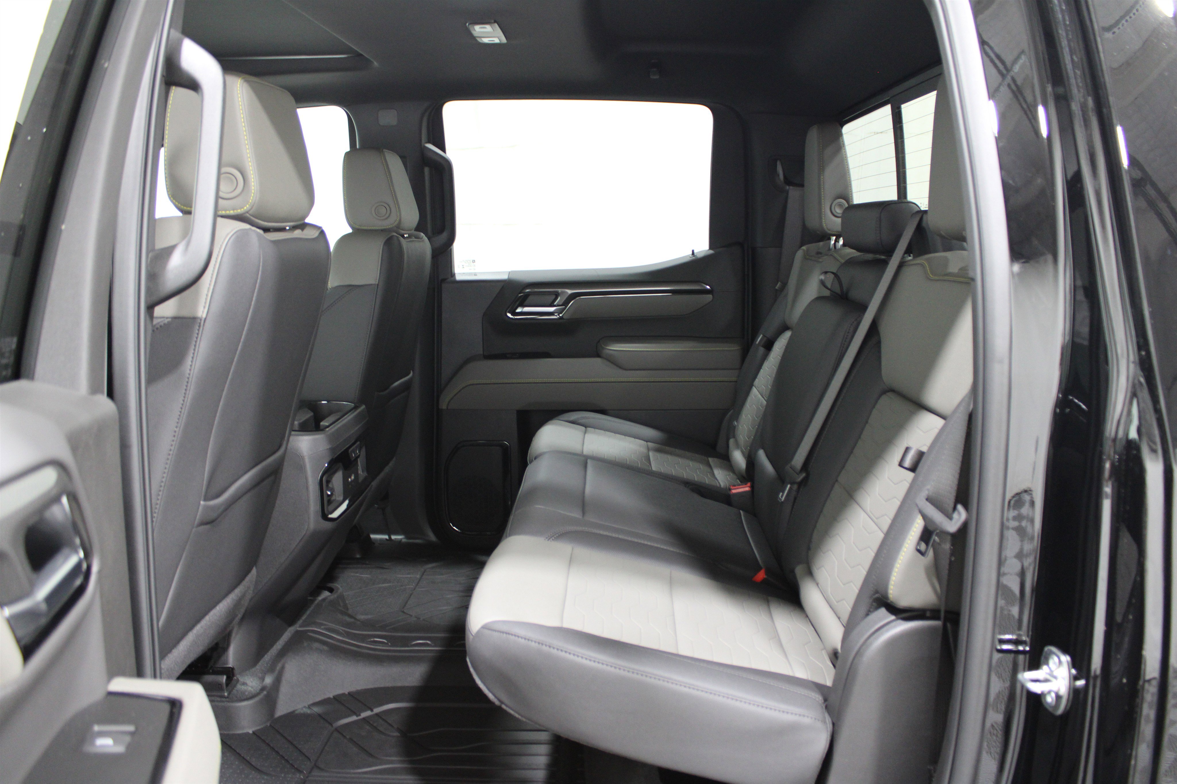 2026 Chevrolet Silverado 1500 ZR2 photo 20