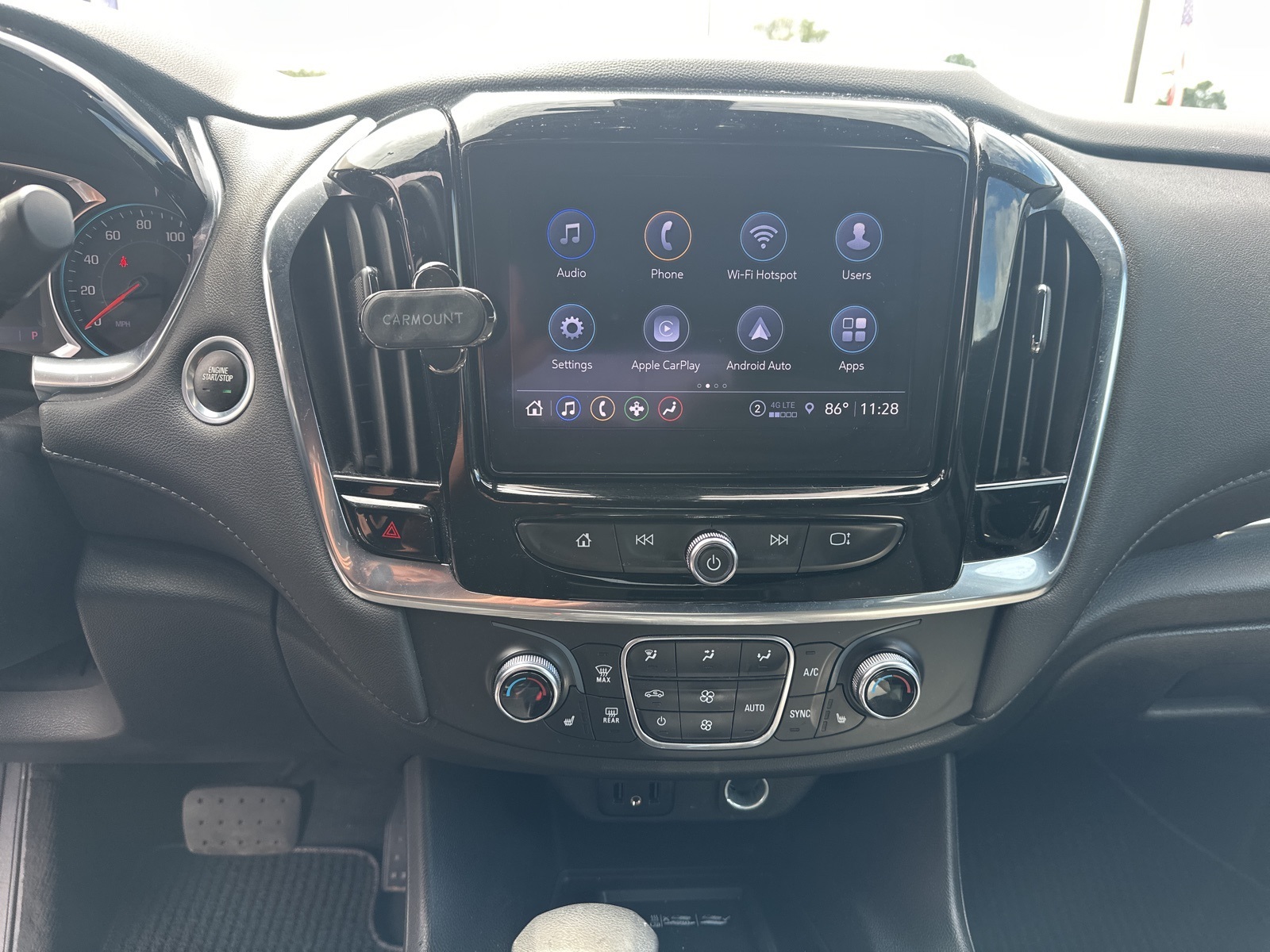 2022 Chevrolet Traverse 1LT photo 13