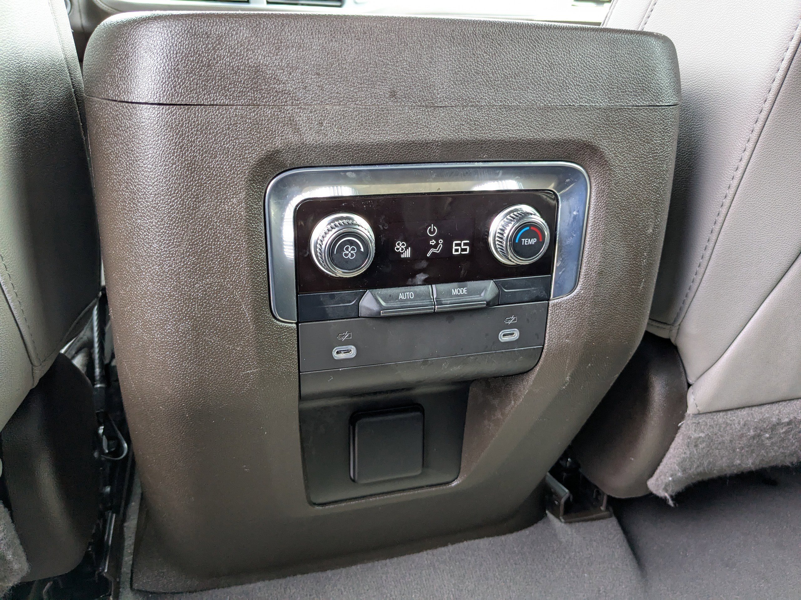 2023 Gmc Yukon SLT photo 10