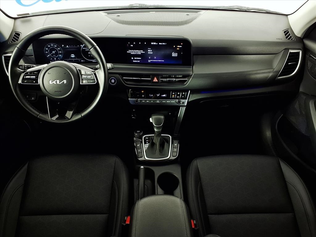2024 Kia Seltos EX photo 13