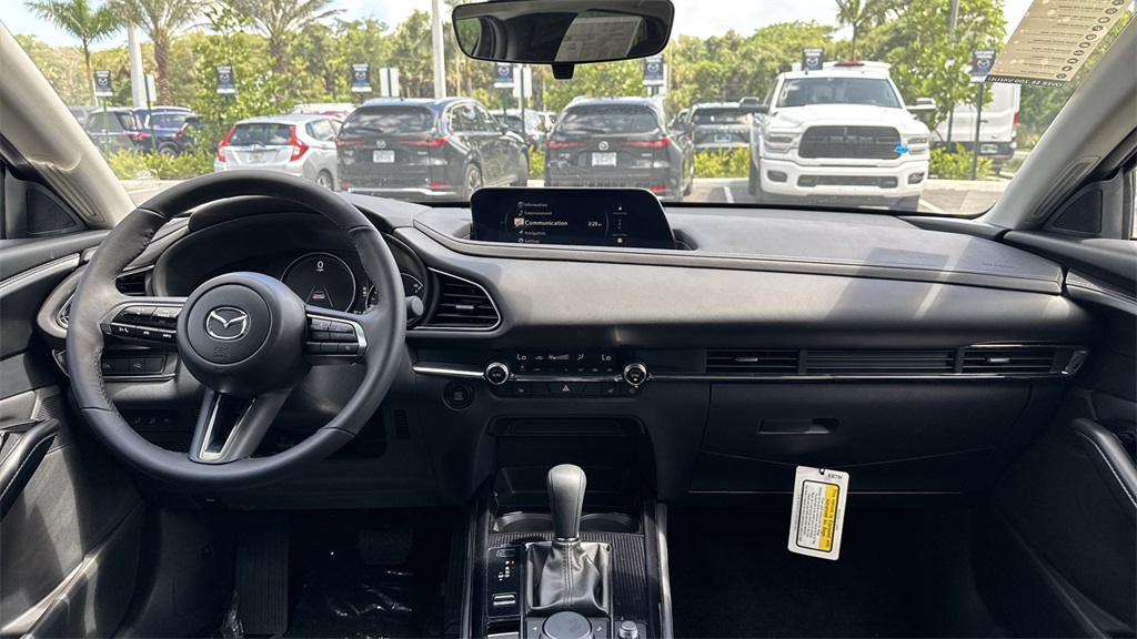2025 Mazda CX-30 2.5 S Preferred photo 12
