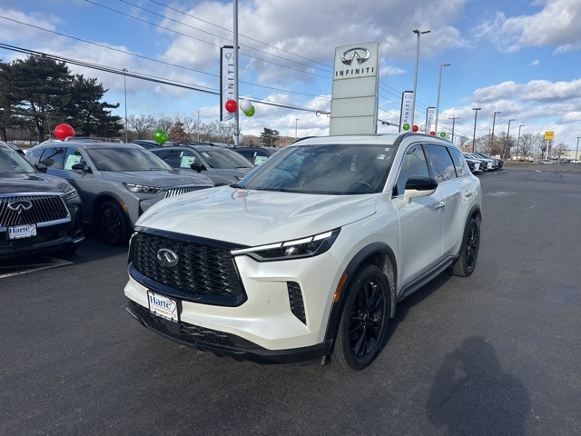2025 INFINITI QX60 LUXE's photo