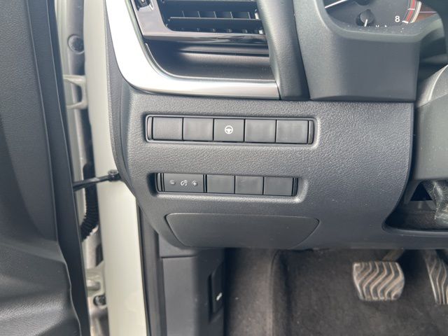 2023 Nissan Rogue SV photo 15