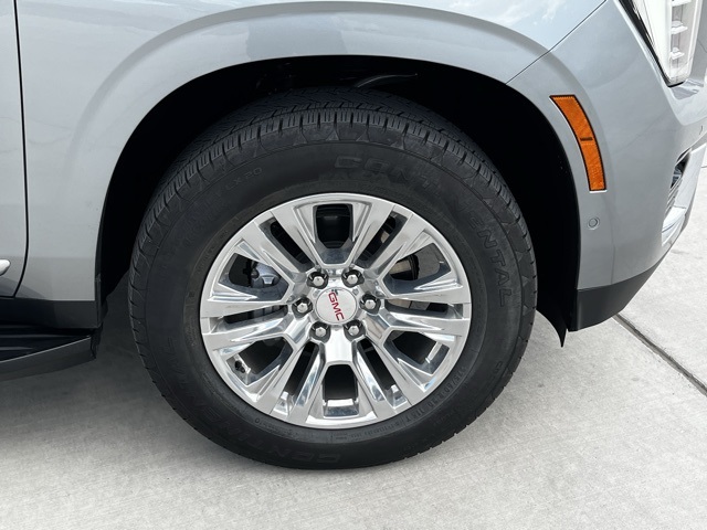 2025 Gmc Yukon XL Denali photo 2