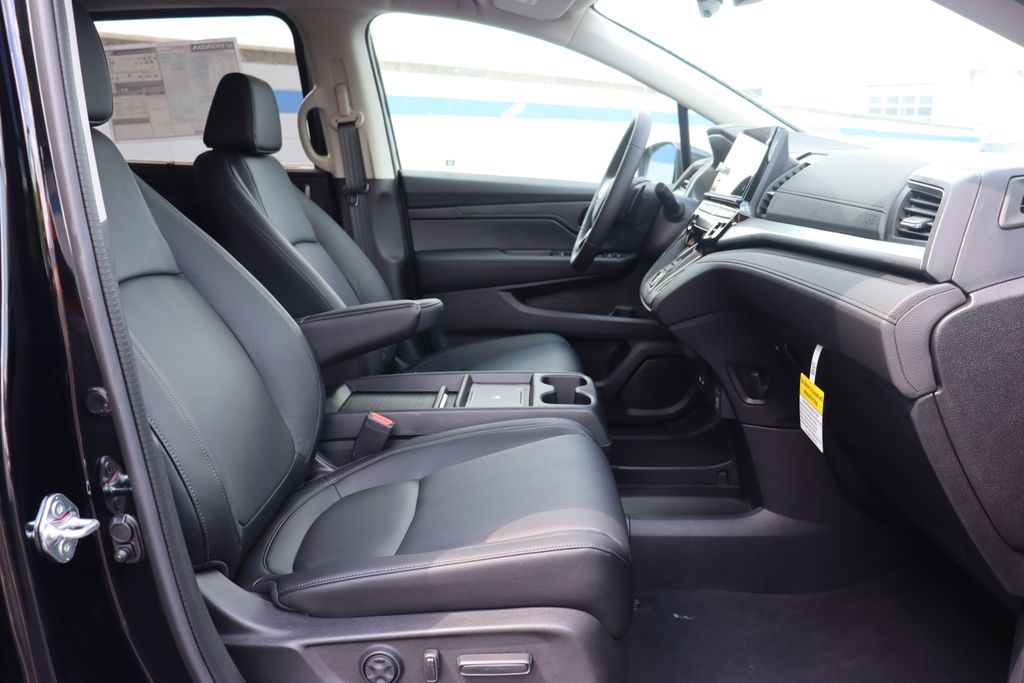 2026 Honda Odyssey EX-L photo 18