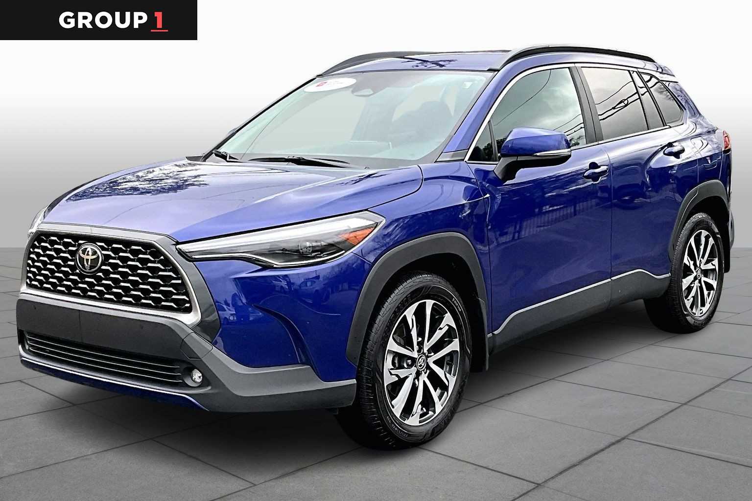 2024 Toyota Corolla Cross XLE's photo