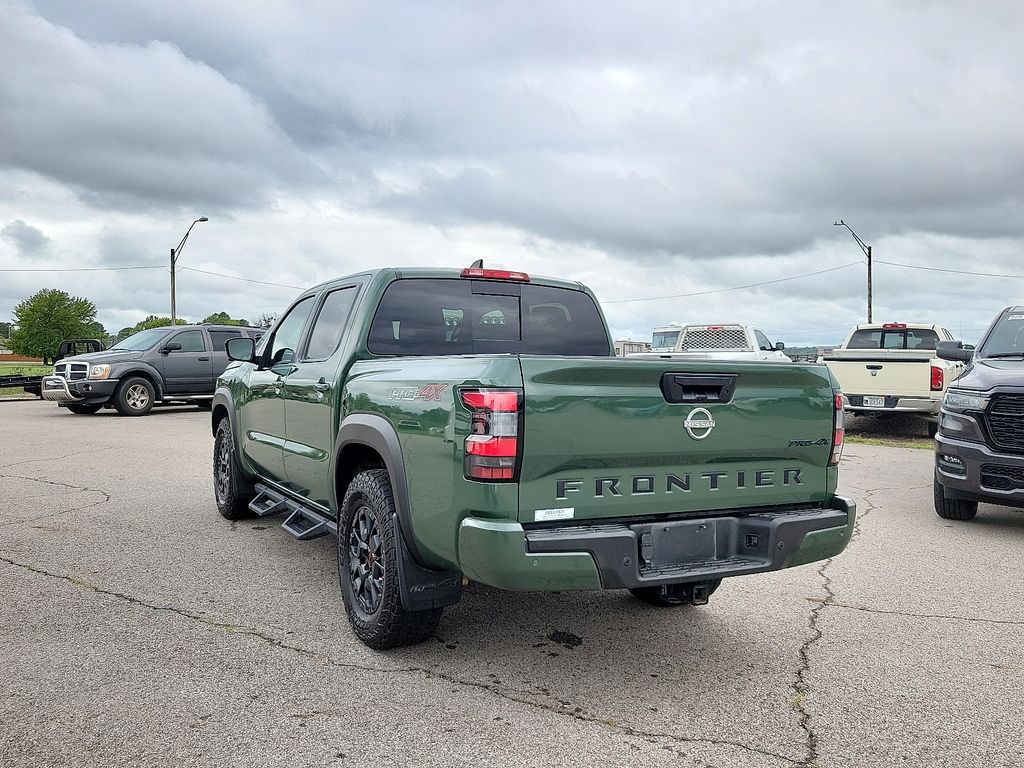 2024 Nissan Frontier PRO-4X photo 4