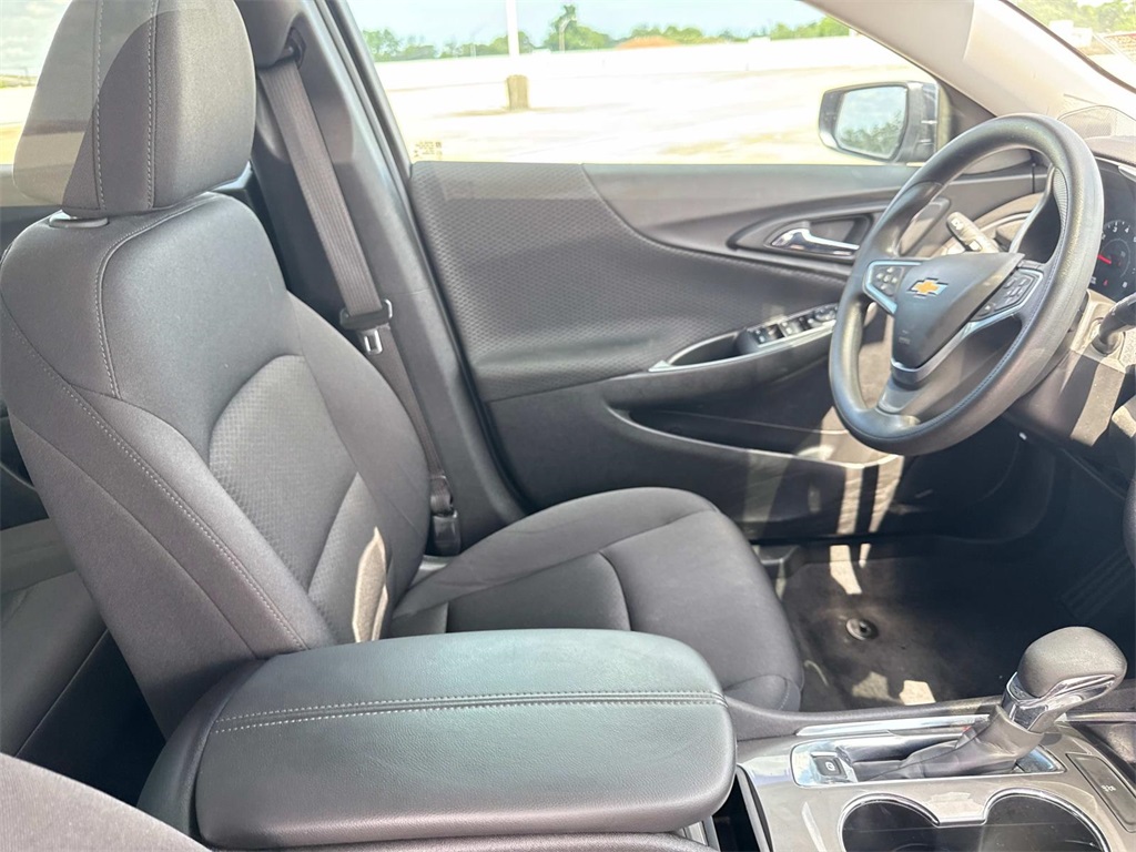 2023 Chevrolet Malibu 1LT photo 8