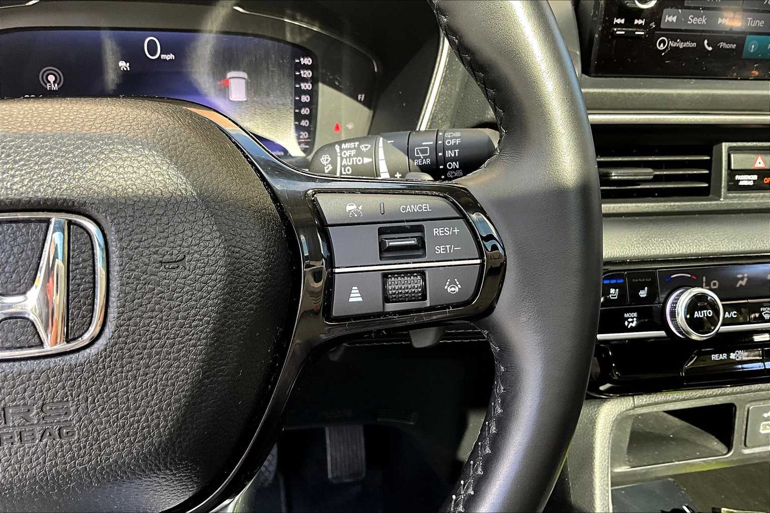 2023 Honda Pilot Elite photo 21