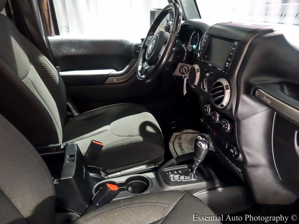 2017 JEEP WRANGLER - Image 27