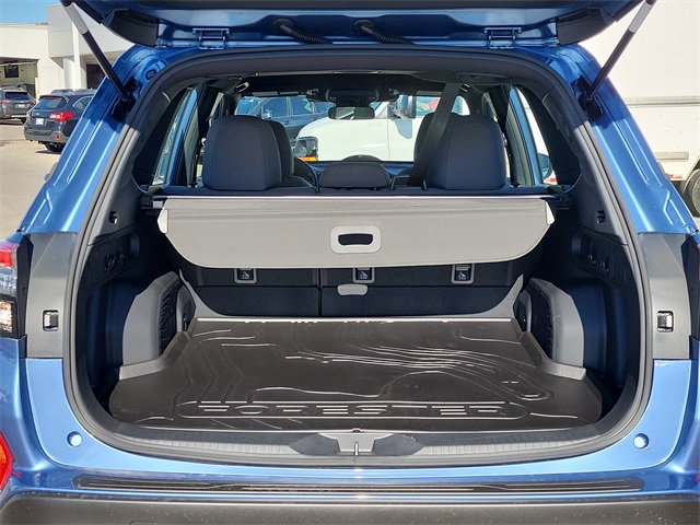 2025 Subaru Forester Base photo 2