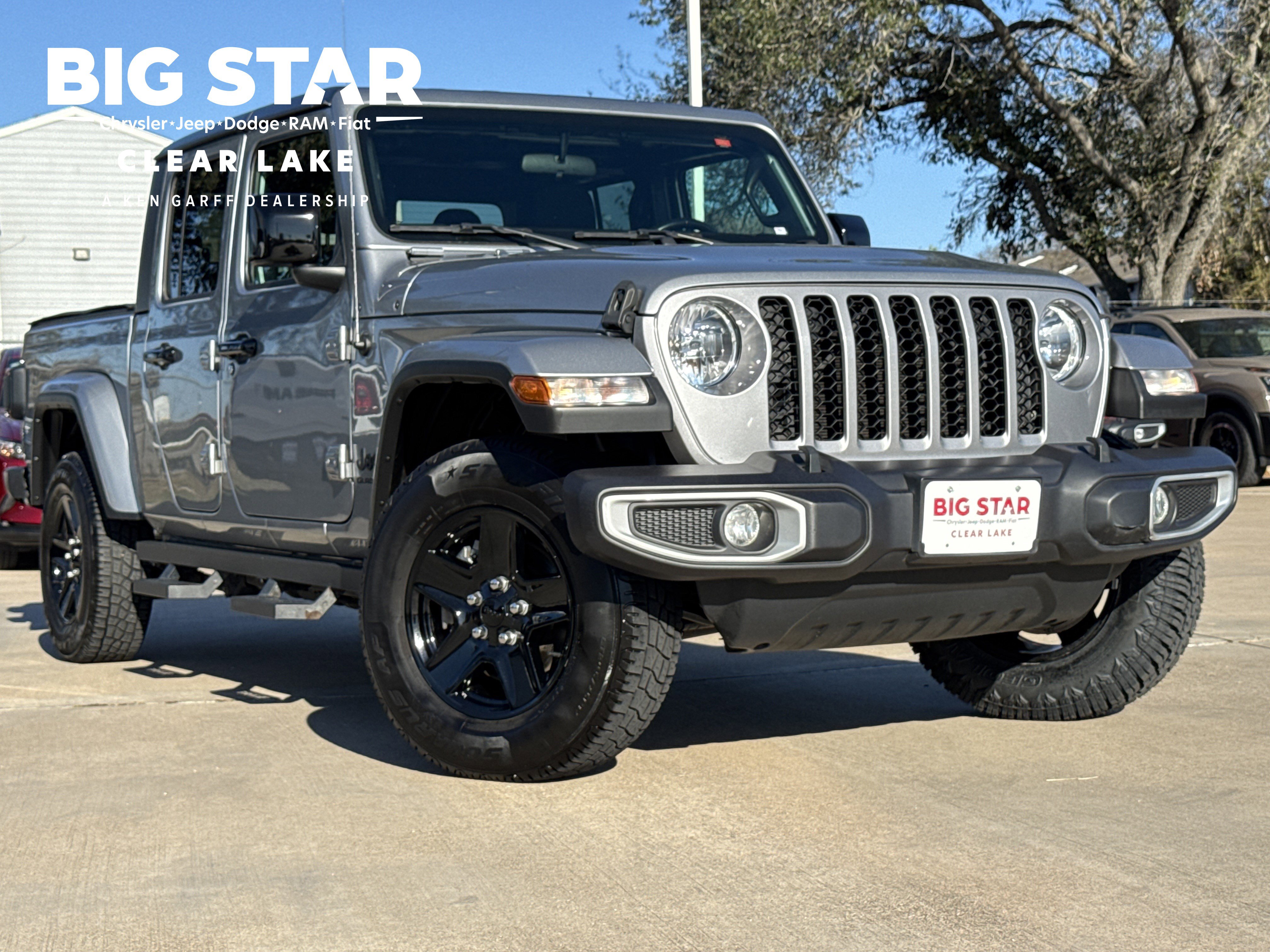 2021 Jeep Gladiator Sport S's photo