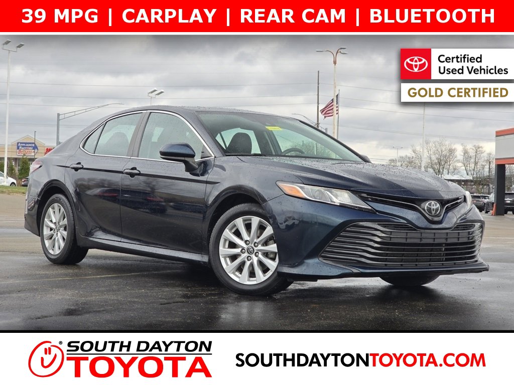 2019 Toyota Camry LE's photo