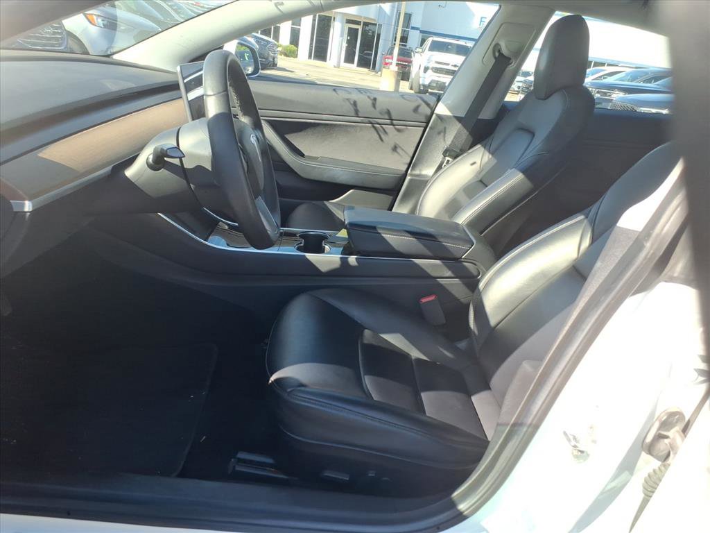 2019 Tesla Model 3 Long Range photo 7