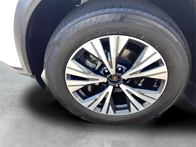 2022 Nissan Rogue SV photo 24
