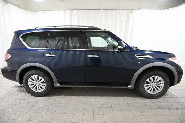 2017 Nissan Armada SV photo 14