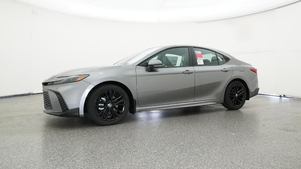 2025 Toyota Camry SE photo 6