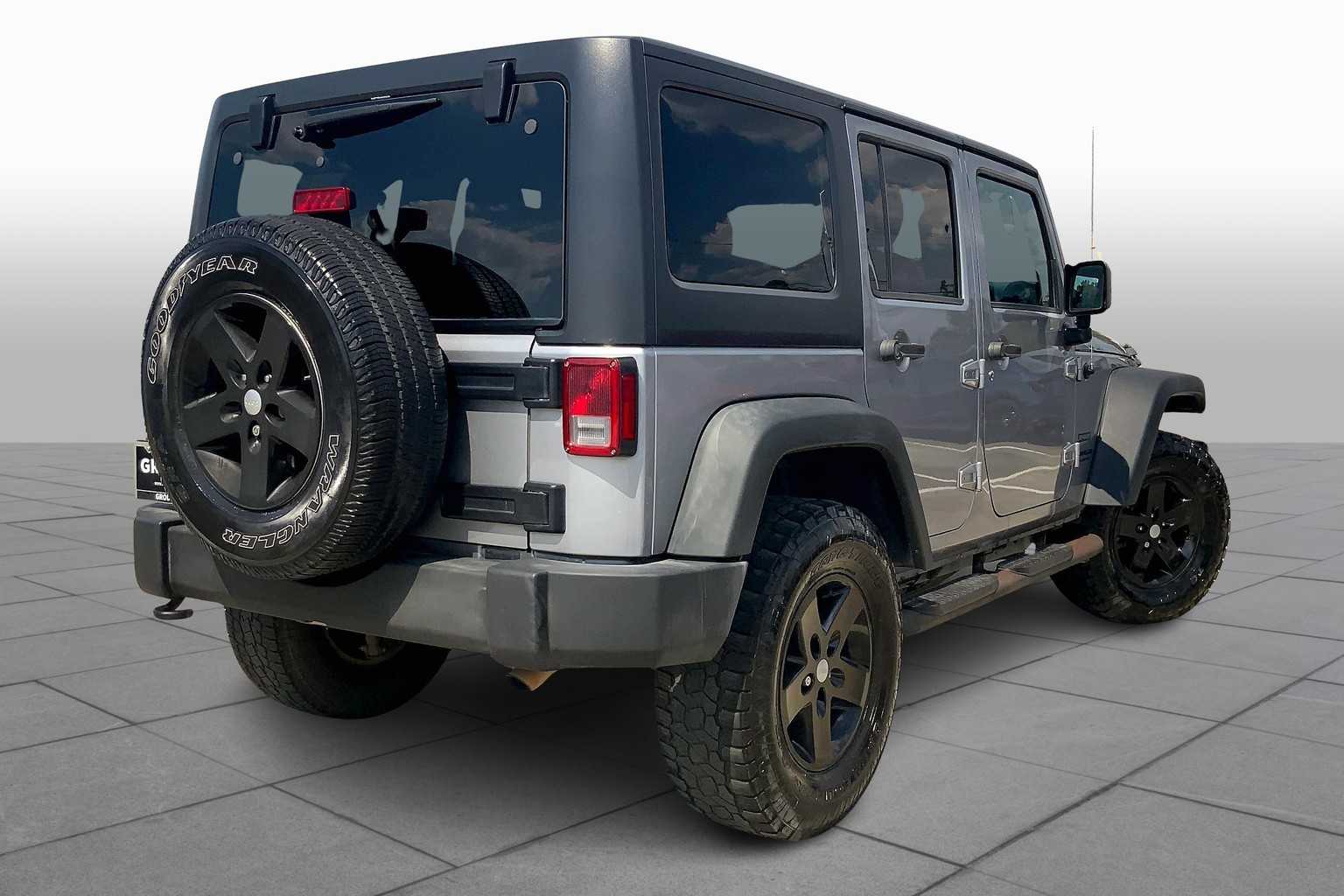 2016 Jeep Wrangler Unlimited Sport photo 12