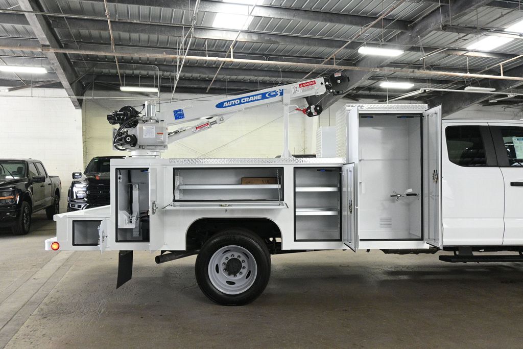 2024 Ford F-550 XL photo 29