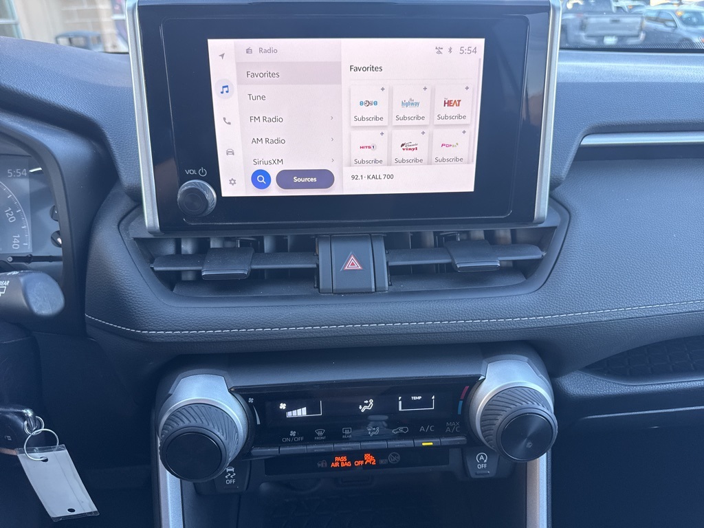 2024 Toyota RAV4 LE photo 13