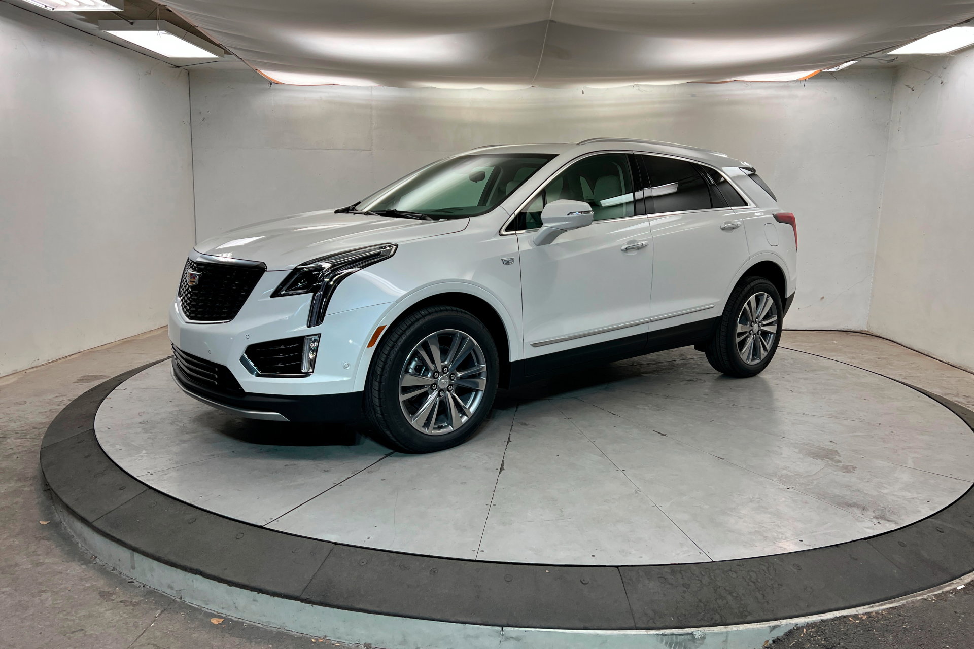 2026 Cadillac XT5 Premium Luxury's photo