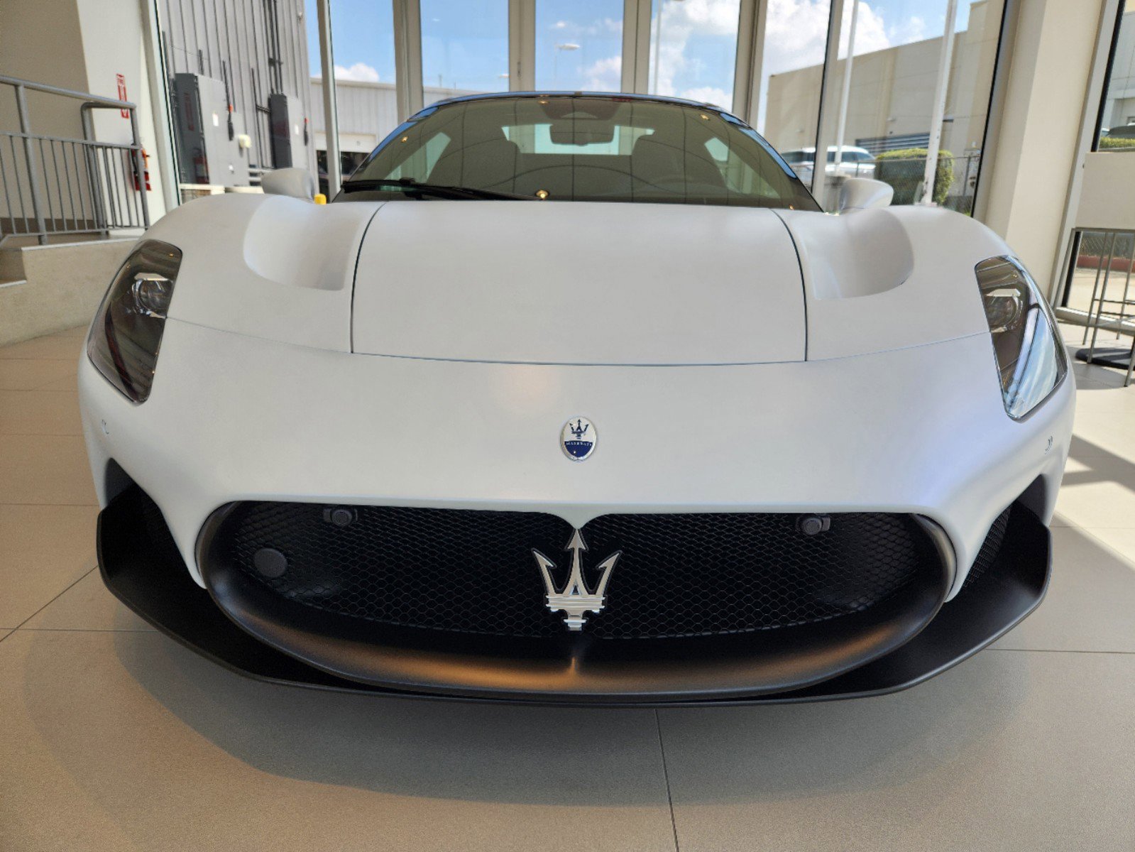 2024 Maserati MC20 Cielo photo 2