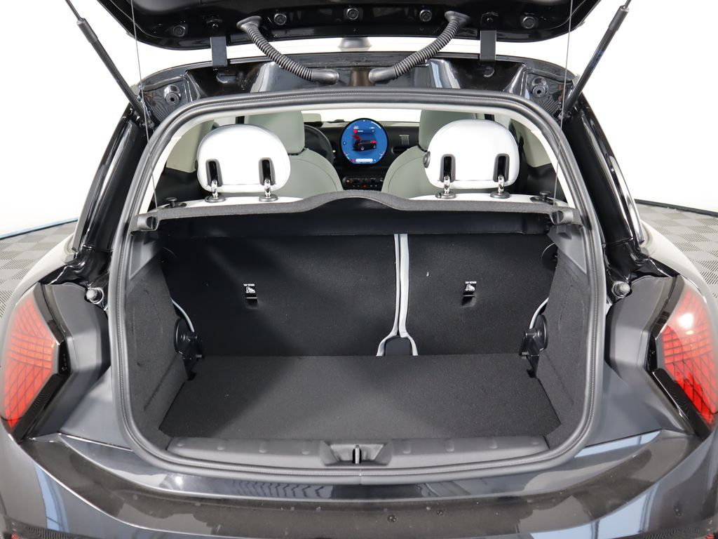 2025 Mini Cooper Signature photo 26