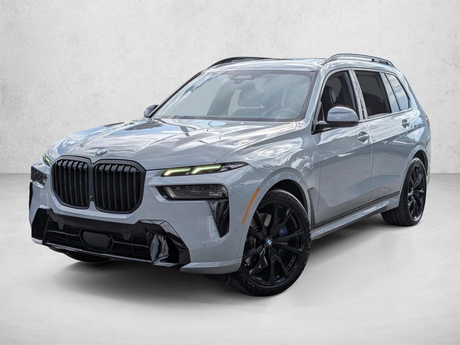 2023 BMW X7 40i's photo