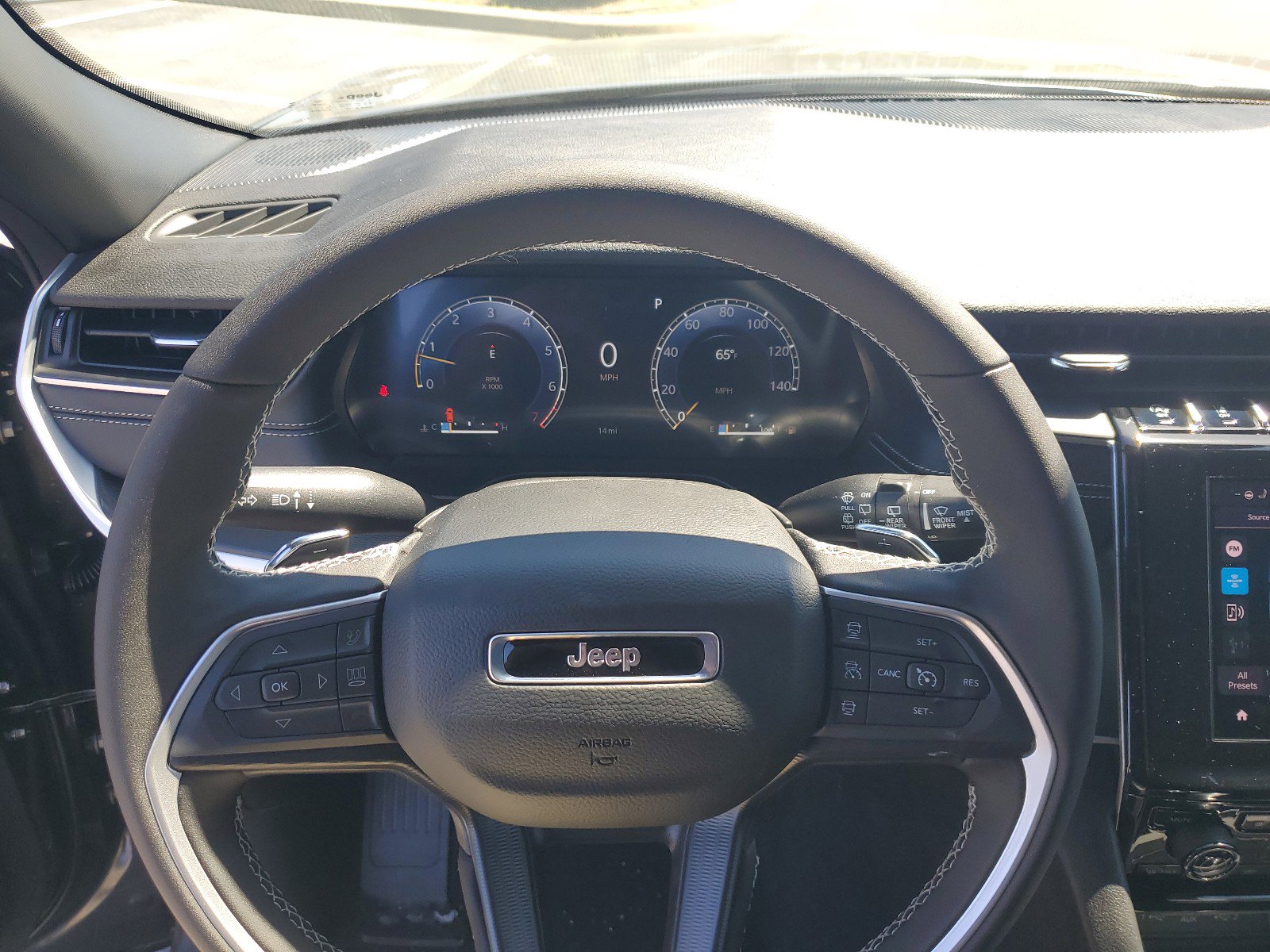 2025 Jeep Grand Cherokee Altitude X photo 18