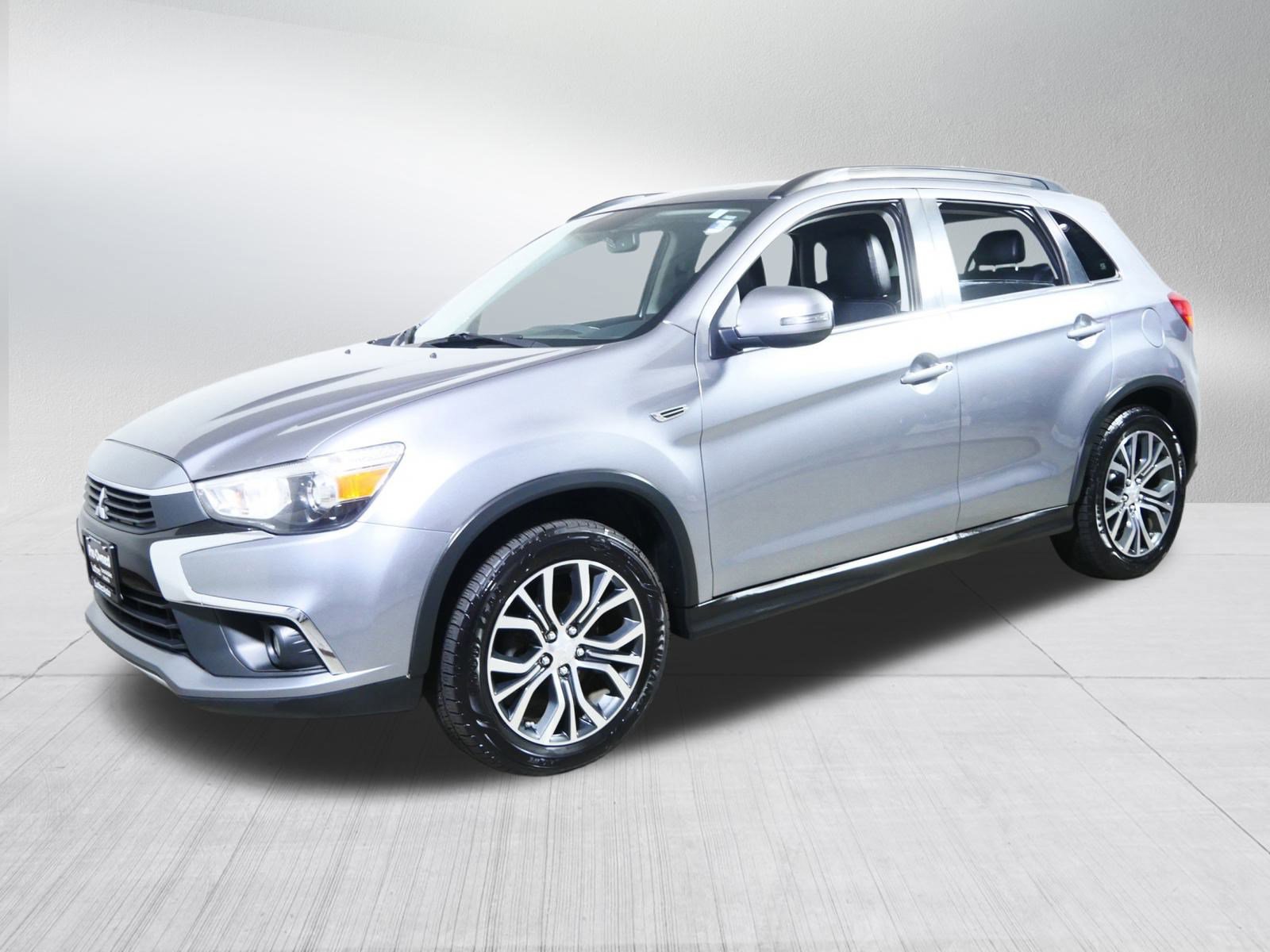 2016 Mitsubishi Outlander Sport SEL GT photo 2