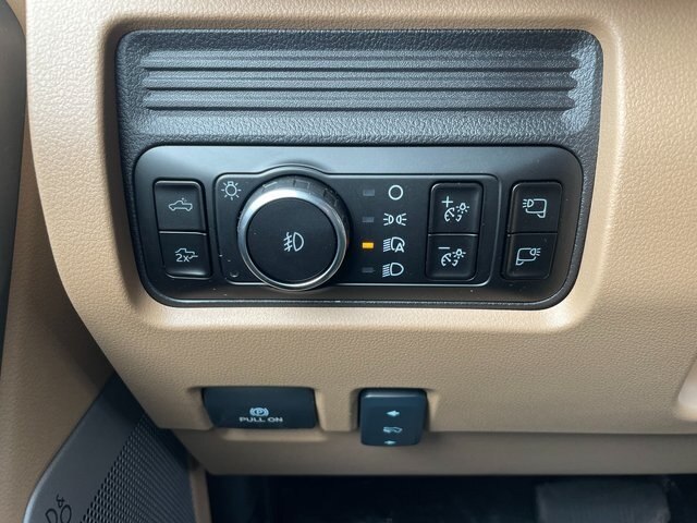 2025 Ford F-350 Lariat photo 24